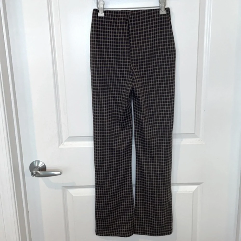 URBAN OUTFITTERS | Women’s Brown & Tan Checkered Plaid Causal Pants Size XS
